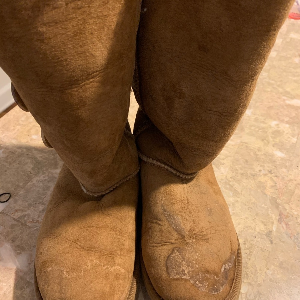 Uggs Bailey Button Tripplet - image 8